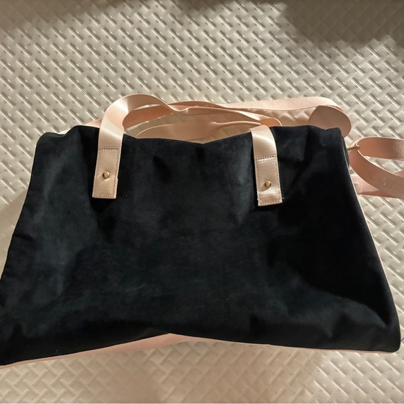 vintage authentic juicy couture black and pink duffel bag - Picture 7 of 7